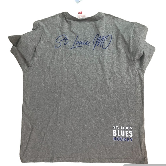 NHL St Louis Blues City Collection Tee - Picture 2 of 6